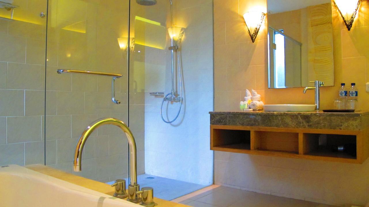 The Nibbana Villas Seminyak Dış mekan fotoğraf
