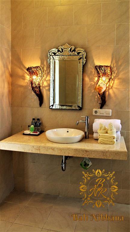 The Nibbana Villas Seminyak Dış mekan fotoğraf